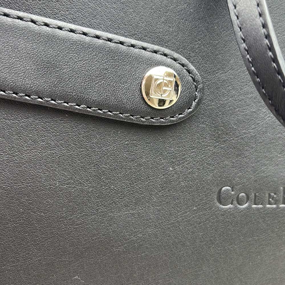 Cole Haan sporty shoulder bag / purse black - Picture 6 of 16